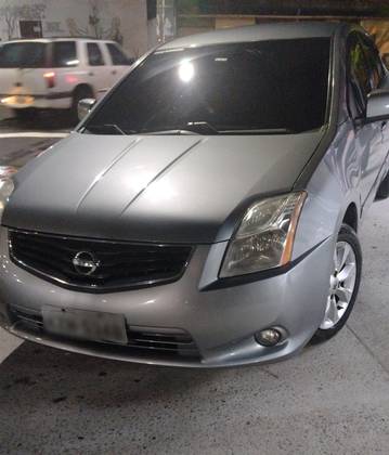 NISSAN SENTRA 2.0 S 16V FLEX 4P AUTOMÁTICO NISSAN SENTRA 2.0 S 16V FLEX 4P AUTOMÁTICO